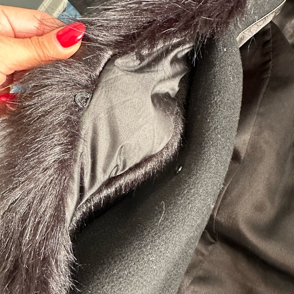Calvin Klein Black Wool Wrap Coat Detachable Fur Collar Size 6 - Picture 9 of 9